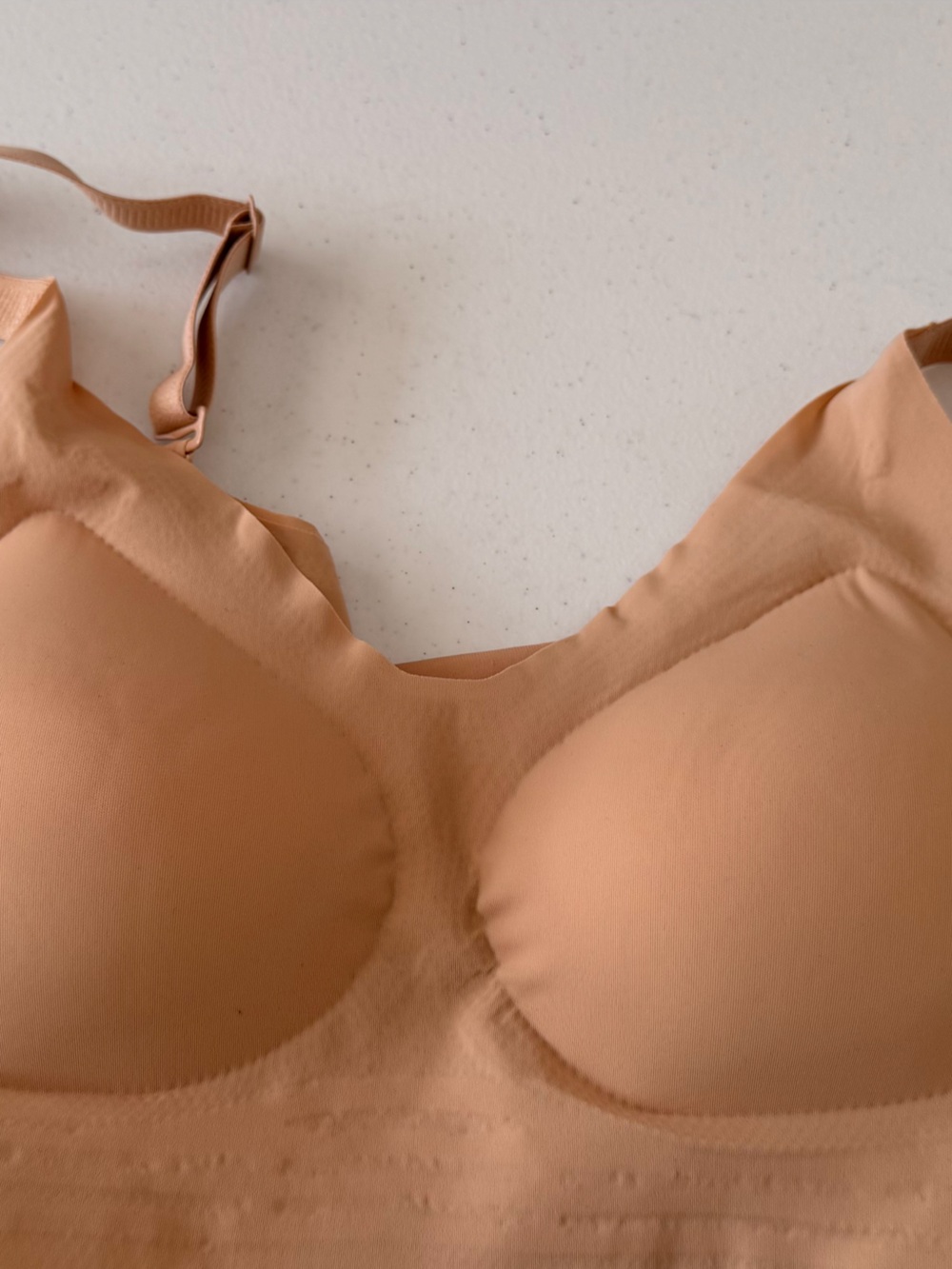 Everyday Seamless T-Shirt Bra in Nude Peach